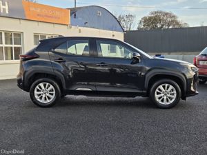 Toyota Yaris Cross CR LUNA 4DR AUTO - Image 3