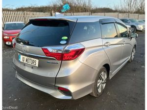 Honda Shuttle 1.5 Automatic petrol hybrid - Image 4