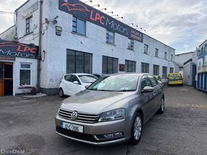 Volkswagen Passat 2012 - Image 2