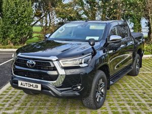 2022 Toyota Hilux Double Cab Black Edition - Image 4