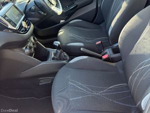 Peugeot 208 2015 1.0 Petrol - Image 4