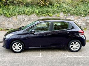 Peugeot 208 2016!!!! 1.0l ONLY 54K MILES!!!! - Image 4