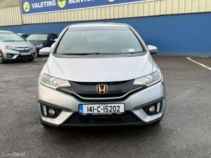2014 Honda Fit Self-Charging Hybrid Automatic - Image 3