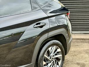 2023 HYUNDAI TUCSON EXECUTIVE PLUS LOW MILEAGE - Image 3