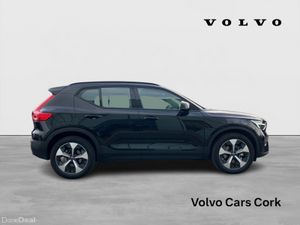 Volvo XC40 B3 163bhp MHEV Plus Dark - Onyx Black - Image 4