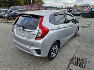 2013 Honda Fit 1.5L Hybrid Automatic Low Miles - Image 4