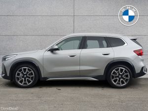 BMW iX1 eDrive20 xLine - Image 3