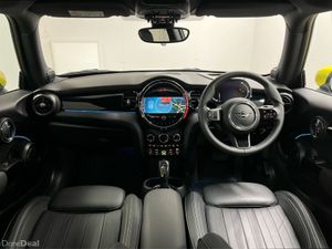 Mini Cooper Electric Level 3 32.6kWh 184BHP - Reve - Image 4