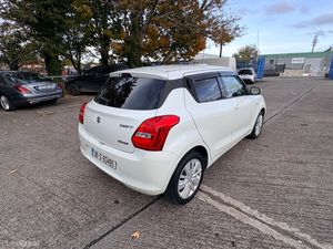 Suzuki Swift 1.2 Hybrid Automatic 2018 - Image 4