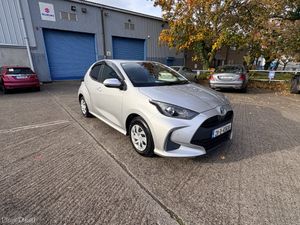 Toyota Yaris 1.5 Hybrid Petrol Auto 2021 - Image 3