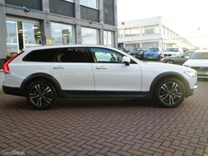 2019 VOLVO V90 CROSSCOUNTRY D4 AWD  5DR ESTATE - Image 3