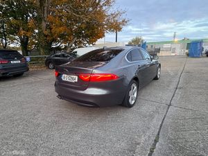 Jaguar XF 2.0D  PRESTIGE 180PS 2016 - Image 4