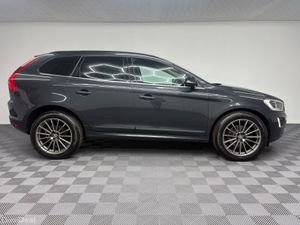 Volvo XC60 2.0D D4 SE Sport 2016 - Image 4