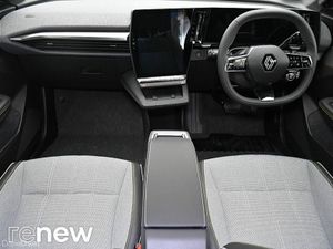 Renault Scenic E-Tech Techno 87kWh 220hp AC11kW - Image 3