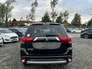 Mitsubishi Outlander 2.0L Petrol Plug-In-Hybrid Au - Image 4