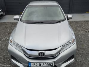 Honda Grace 2015 Automatic Hybrid - Image 4