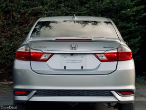 Honda Grace LX 2017 | Silver | Only 26K Kms - Image 4