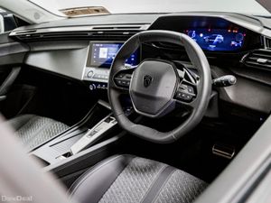 Peugeot 308 Allure Hybrid Auto 145HP - Image 2