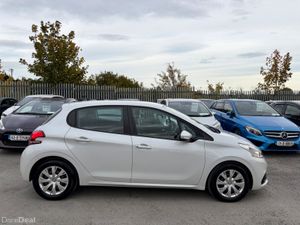 Peugeot 208 1.2 Petrol 2016 Low Km - Image 4