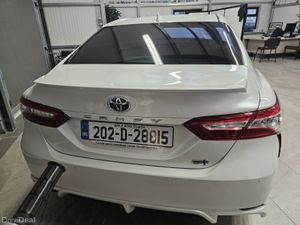 202 TOYOTA CAMRY HYBRID WORLD SPORT EDITION - Image 4