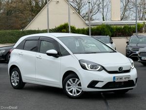 221 HONDA FIT 1.5 PETROL HYBRID AUTOMATIC - Image 2