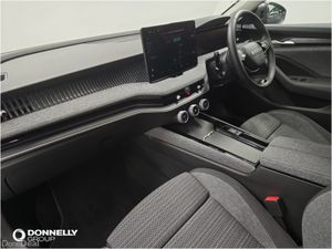 Skoda SUPERB Diesel Estate SE Technology - Image 3