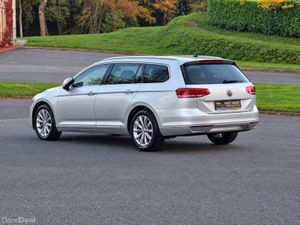 Volkswagen Passat 2018 - Image 4