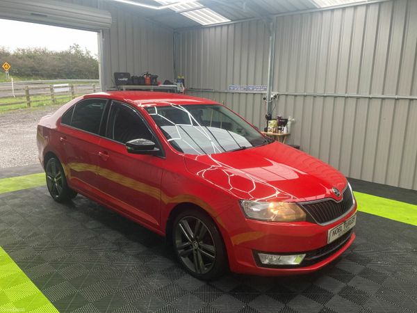 Skoda Rapid Hatchback, Petrol, 2016, Red