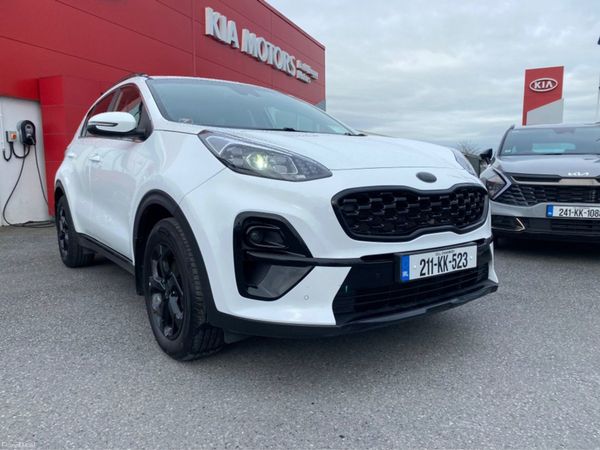 Kia Sportage MPV, Diesel, 2021, White