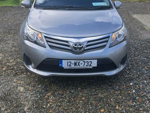 Toyota Avensis Saloon, Diesel, 2012, Grey