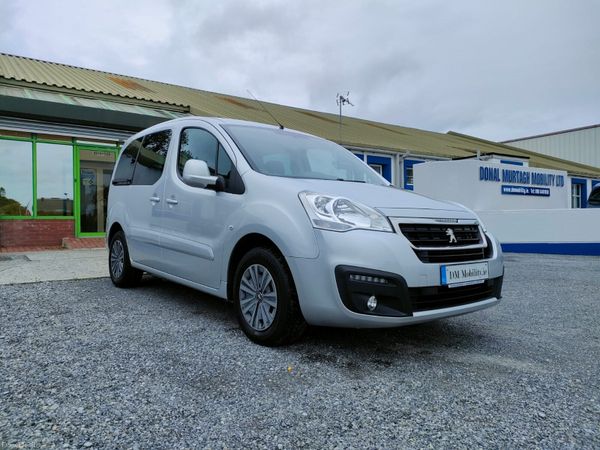 Peugeot Partner MPV, Diesel, 2018, Silver