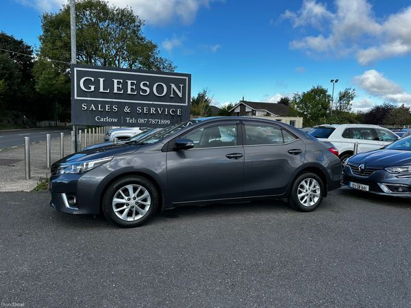 Toyota Corolla Saloon, Diesel, 2016, Grey