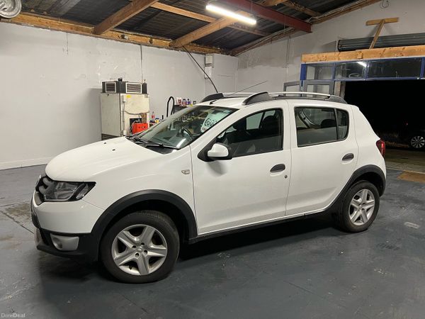 Dacia Sandero Stepway Hatchback, Petrol, 2014, White