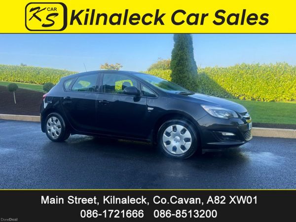 Opel Astra Hatchback, Diesel, 2014, Black