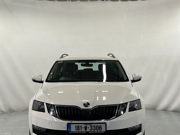 Skoda Octavia Estate, Diesel, 2018, White