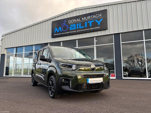 Citroen Berlingo Multispace MPV, Diesel, 2025, Green