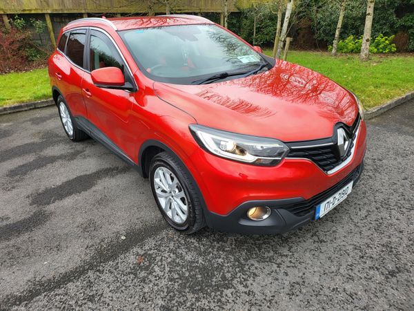 Renault Kadjar SUV, Diesel, 2017, Red