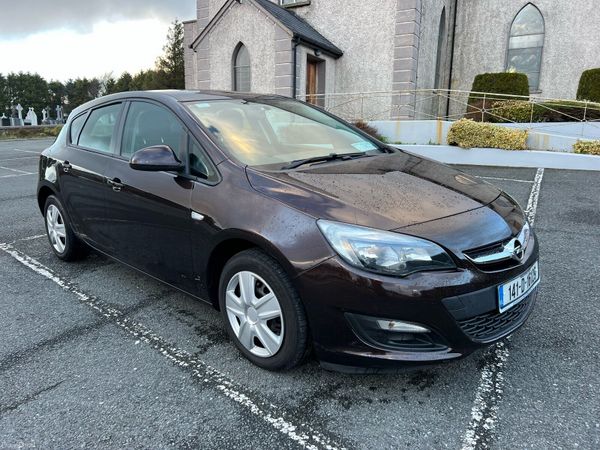 Opel Astra MPV, Petrol, 2014, Brown