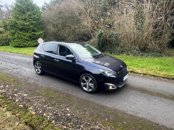 Peugeot 308 Hatchback, Petrol, 2015, Blue