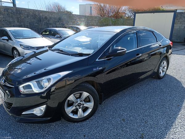 Hyundai i40 Saloon, Diesel, 2013, Black