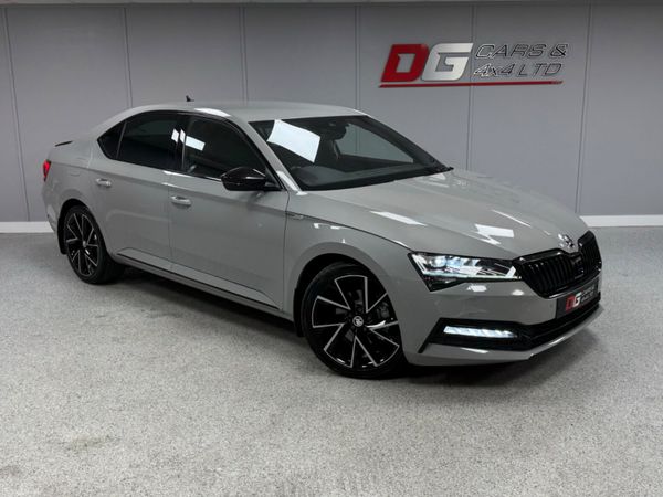 Skoda Superb Hatchback, Diesel, 2019, Grey