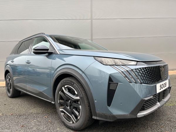 Peugeot 5008 MPV, Electric, 2025, Blue