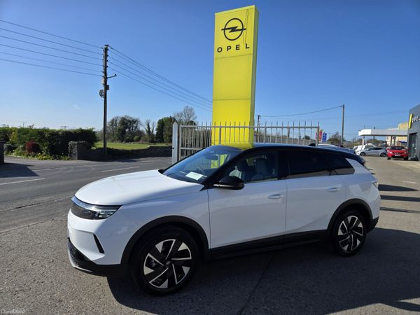 Opel Grandland SUV, Electric, 2026, White