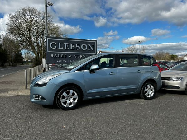 Peugeot 5008 MPV, Diesel, 2011, Blue