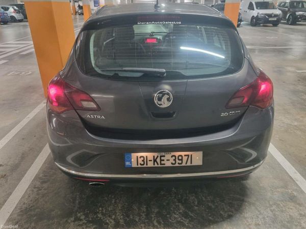 Vauxhall Astra Hatchback, Diesel, 2013, Grey