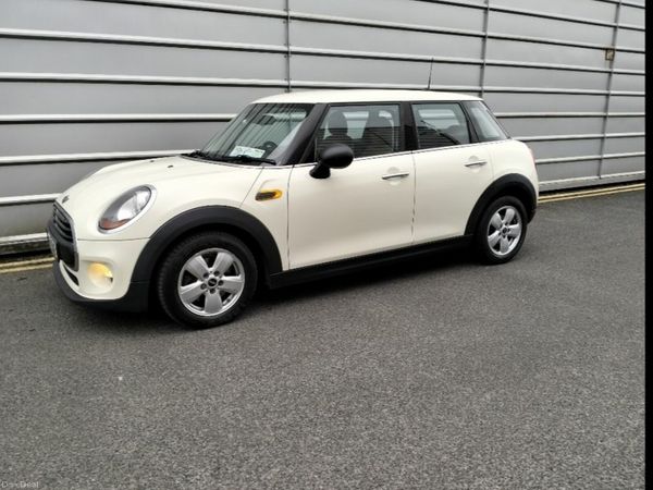 Mini One Hatchback, Diesel, 2016, White