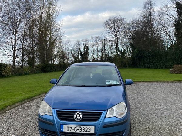 Volkswagen Polo Hatchback, Petrol, 2007, Blue