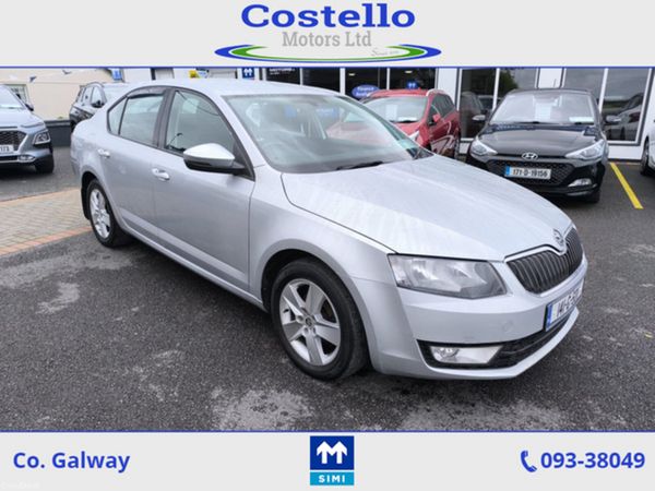 Skoda Octavia Hatchback, Diesel, 2014, Silver