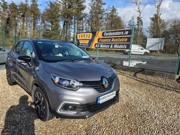 Renault Captur Hatchback, Diesel, 2019, Grey