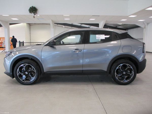 Alfa Romeo Junior SUV, Electric, 2026, Grey